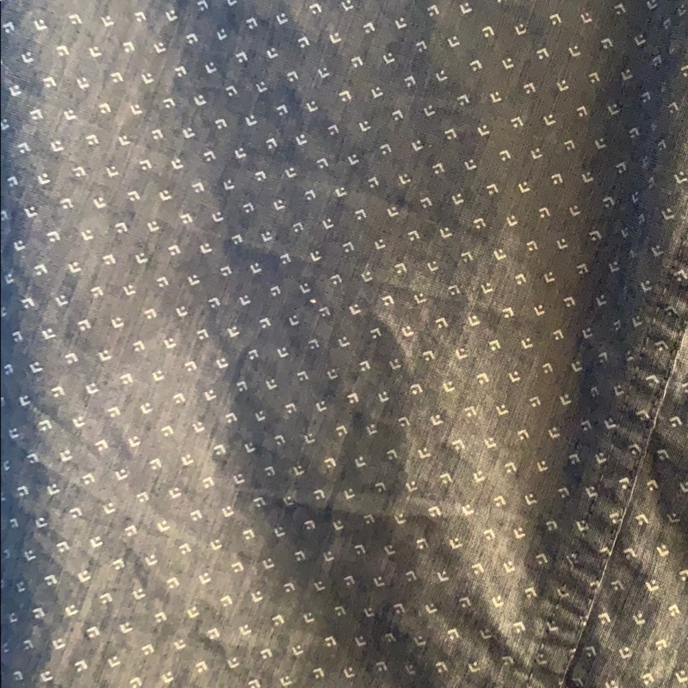 Button down - Picture 2 of 2